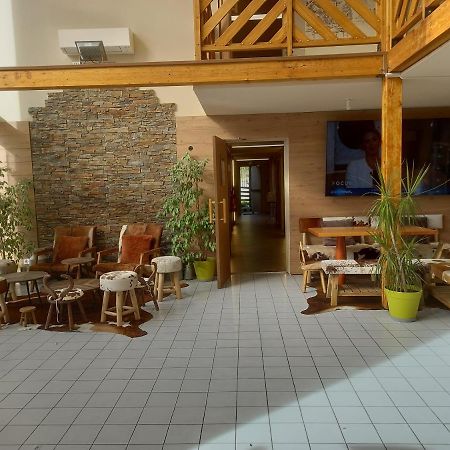 Green Hotels Orleans Nord-Saran Buitenkant foto